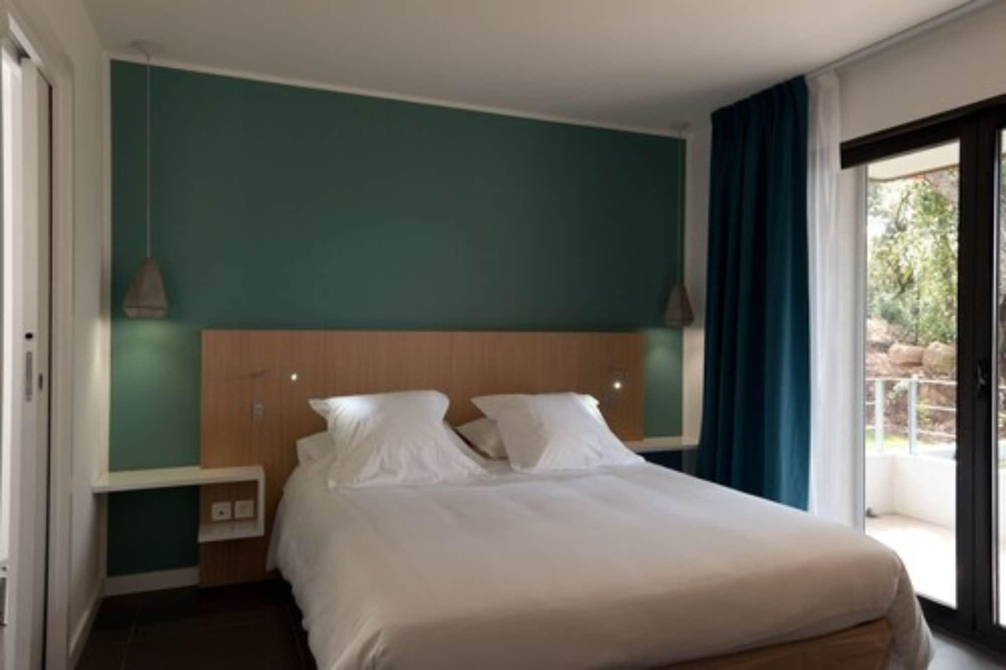 Residence Hoteliere Alcyon Porto-Vecchio  Buitenkant foto